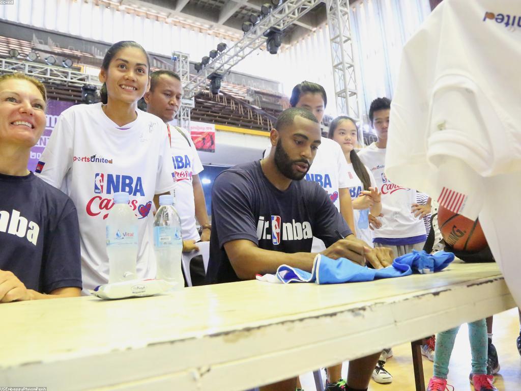 សារៈសំខាន់នៃការសហការក្នុងកីឡាបាល់ឱសថ