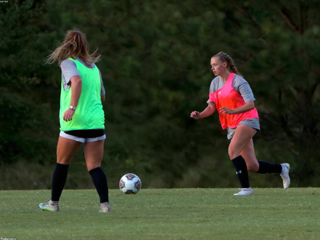 សារៈសំខាន់នៃការបហ្វឹកហាត់ក្នុងកីឡាបាល់ទាត់